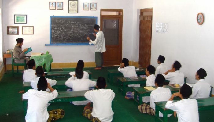 Pesantren Al Ihya Ulumaddin Kesugihan : Penjaga Tradisi dan Membangun Peradaban Ilmu