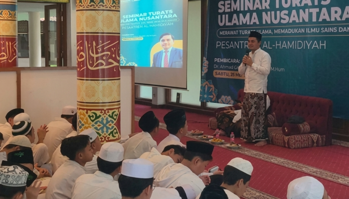 Pesantren Al-Hamidiyah Angkat Semangat Integrasi Sains dan Agama Lewat Seminar Turats Ulama Nusantara