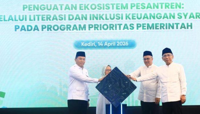 OJK Perkuat Literasi Keuangan Syariah di Pesantren untuk Dukung Kemandirian Ekonomi Masyarakat